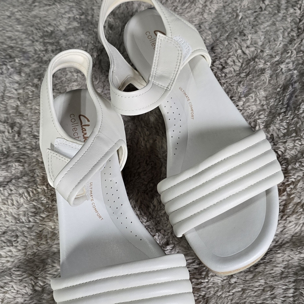 Clarks White Women's Padded Strap Slingback Sandals
